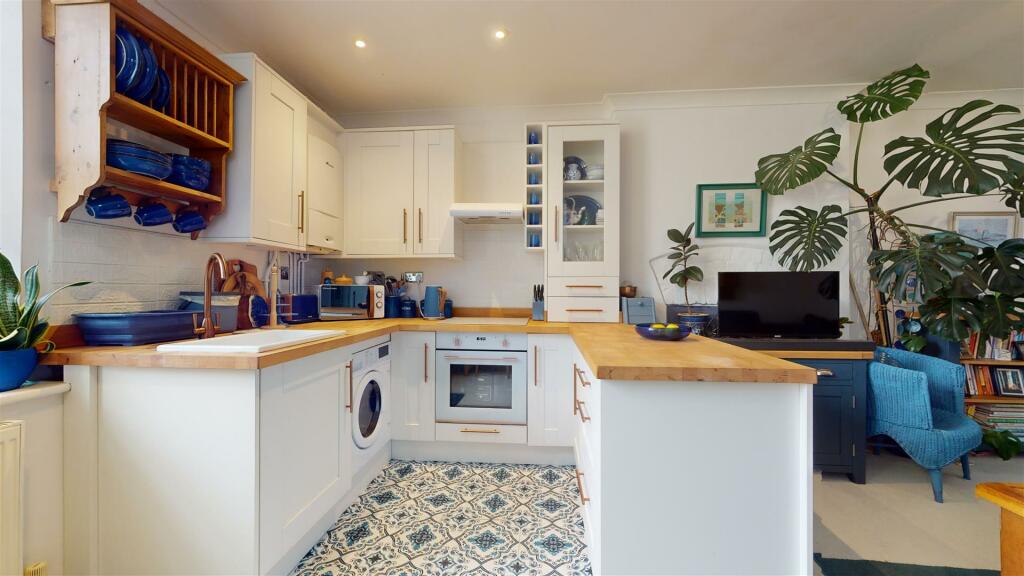 Additional image 10 of Royal Victoria Apartments, High Street, Swanage