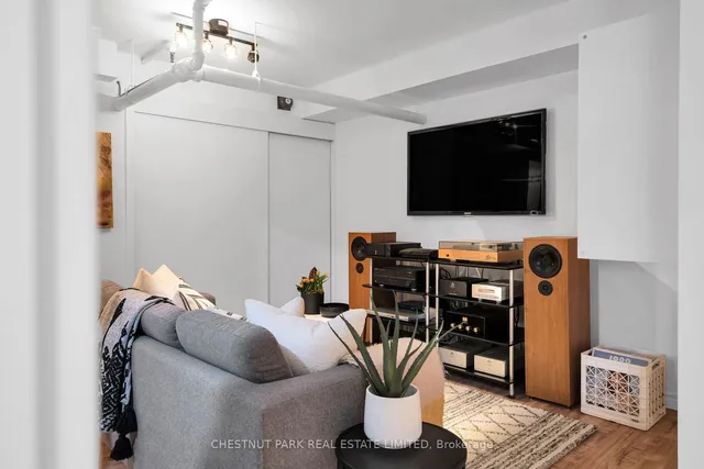 Additional image 28 of 70 Shaftesbury Ave Unit 3