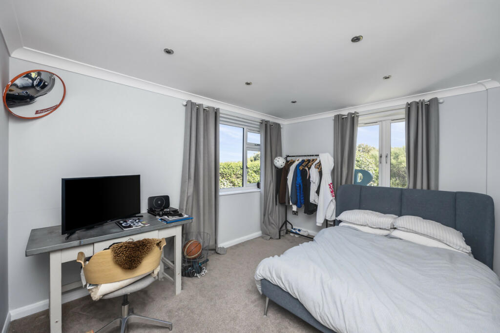 Additional image 5 of Marine Crescent, Goring-by-sea, BN12