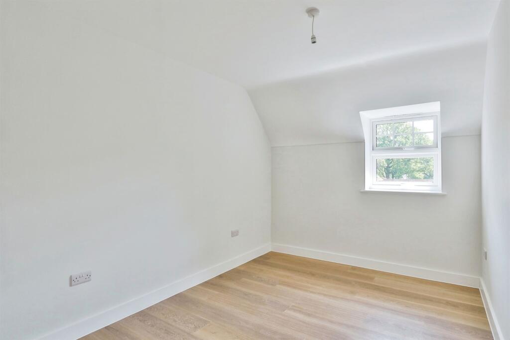 Additional image 14 of Lower Blandford Road, Broadstone