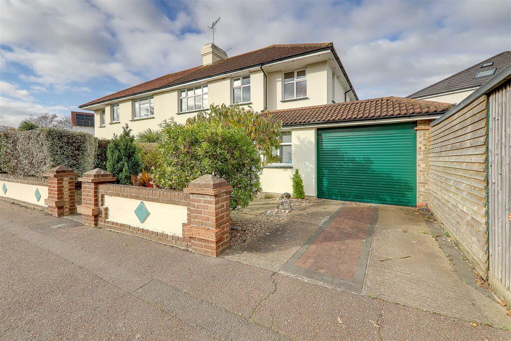 Additional image 32 of Charmandean Road, Broadwater