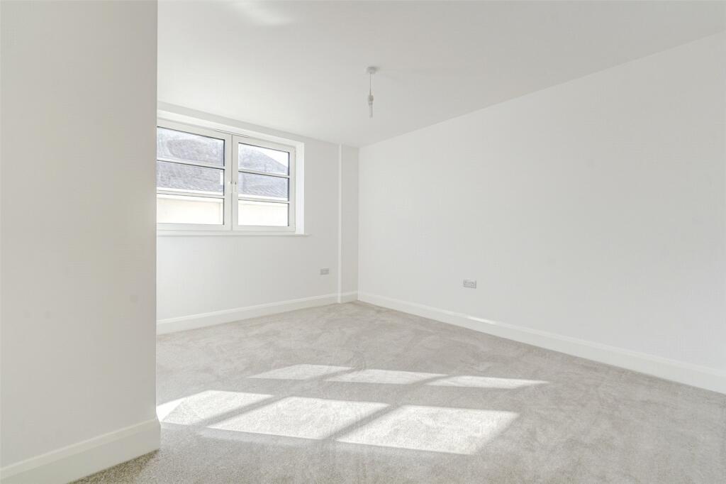 Additional image 24 of Vista Mare East, 42 West Parade, West Worthing, West Sussex, BN11