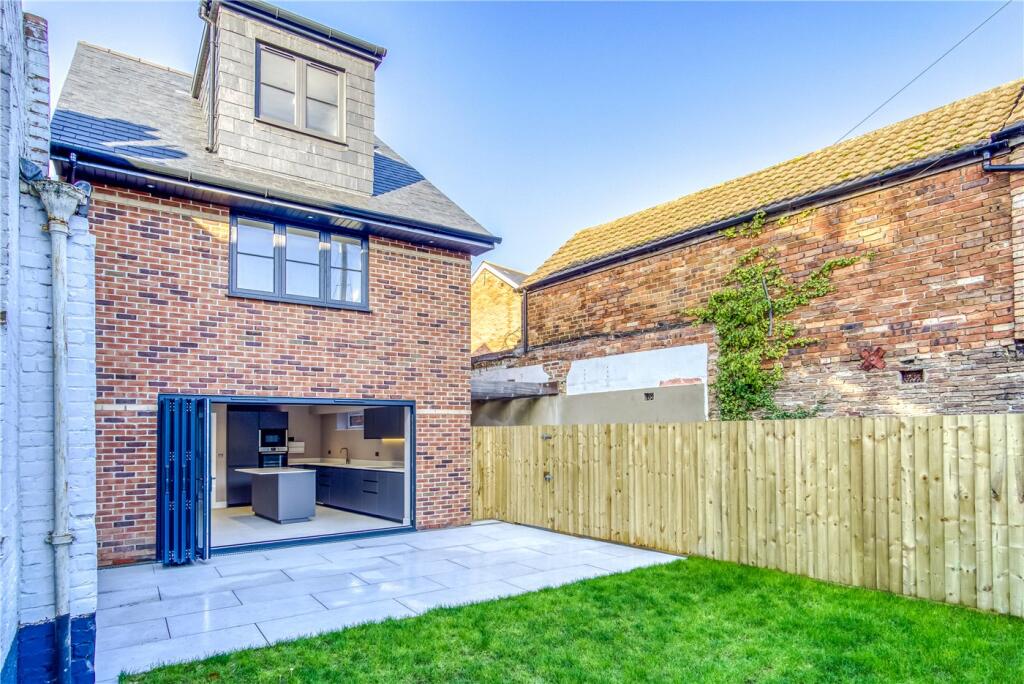 Additional image 10 of Chalice Close, Poole, Dorset, BH14