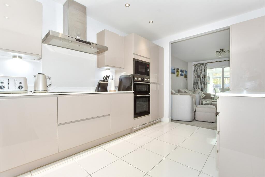 Additional image 5 of Langmeads Close, East Preston, West Sussex