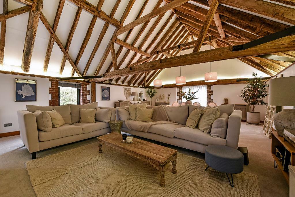 Additional image 8 of High Street, Upper Beeding, West Sussex, BN44 3WN