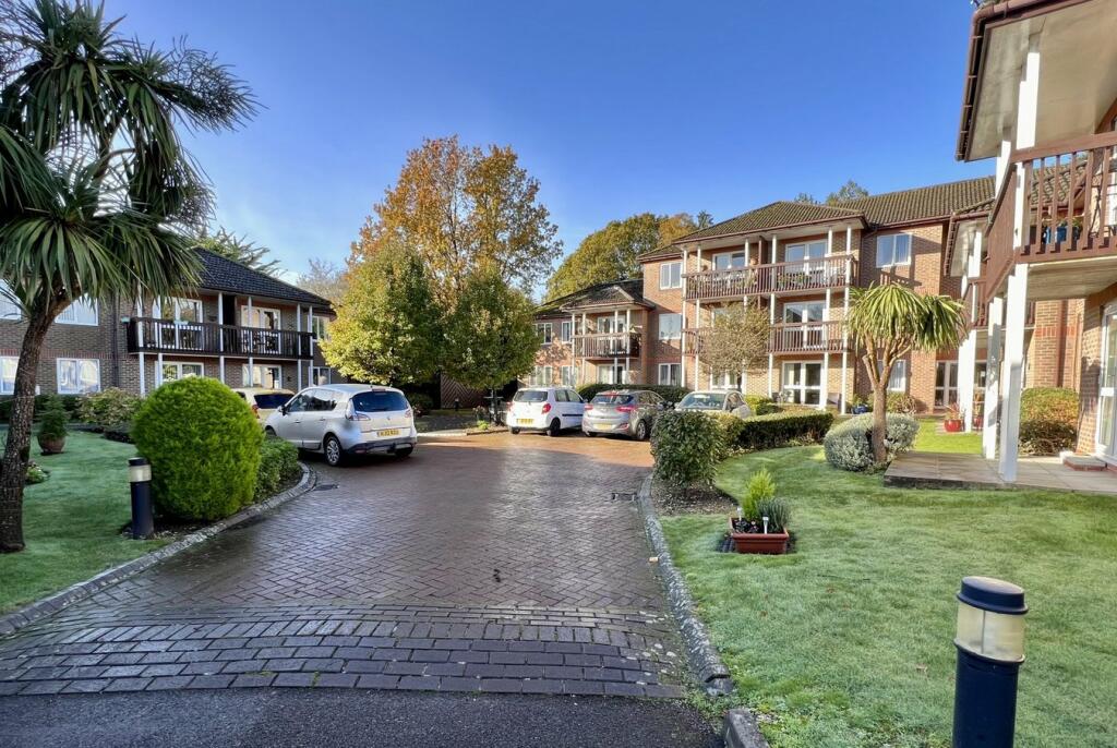 Additional image 12 of Fernlea Avenue, Ferndown, BH22