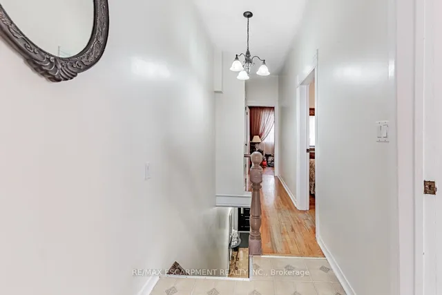 Additional image 13 of 11 Alma Ave