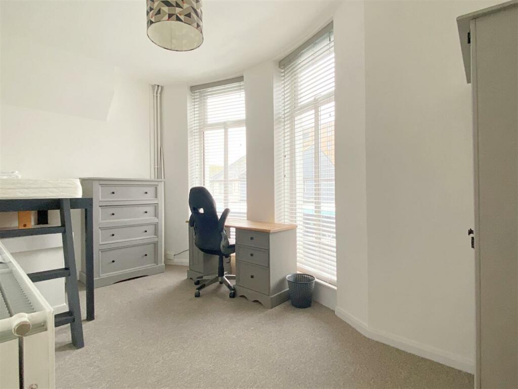 Additional image 16 of London Road - Smart & Spacious