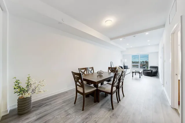 Additional image 11 of 2433 Dufferin St Unit 811