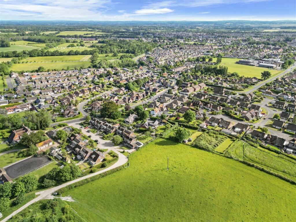 Additional image 5 of Filching Close, Wannock, Polegate