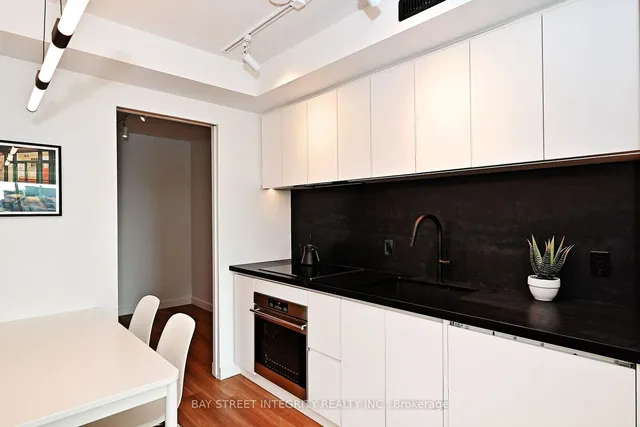 Additional image 15 of 22 Olive Ave Unit LPH01