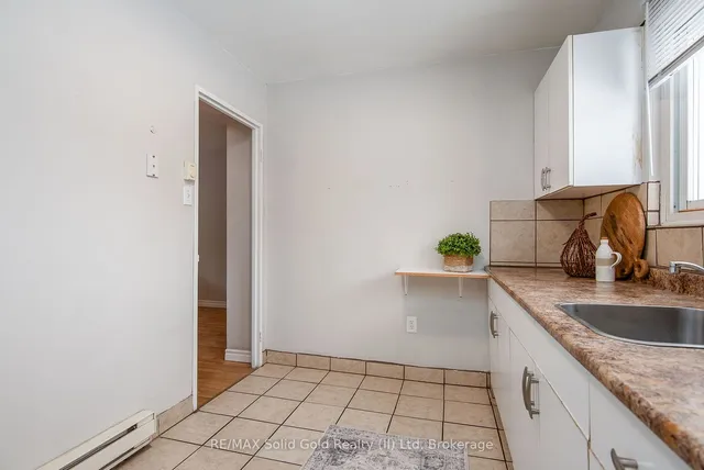 Additional image 22 of 162 Jansen Ave Unit 21