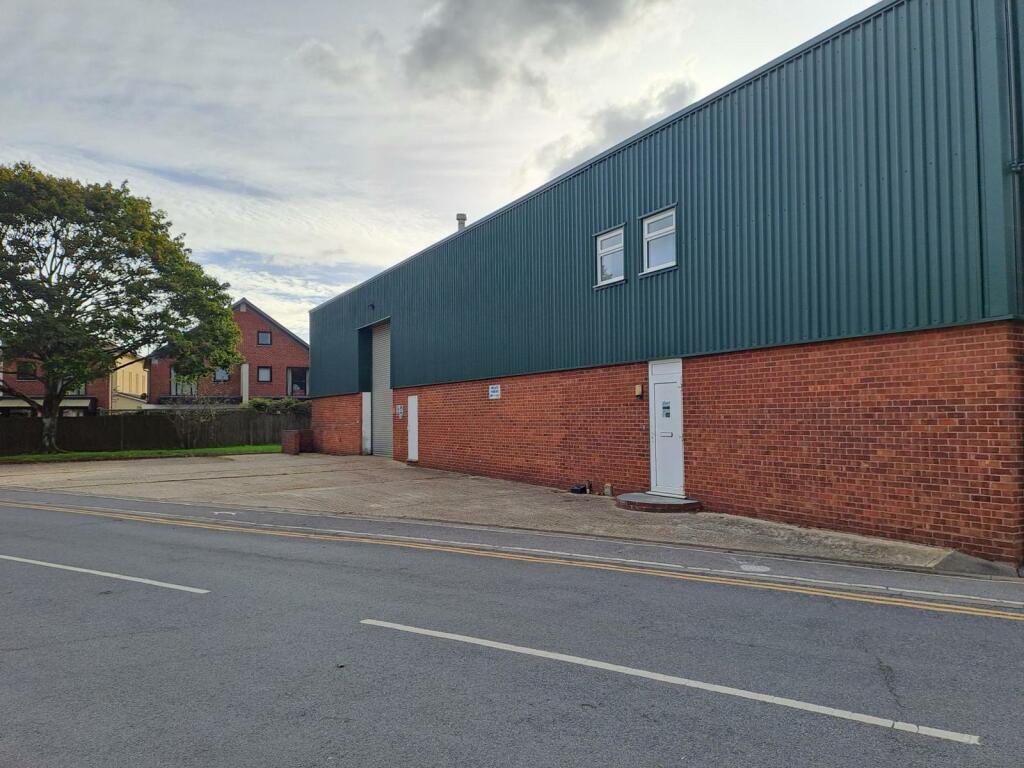 Additional image 5 of Unit 10 Carvers Industrial Estate, Southampton Road, Ringwood, Hampshire, BH24