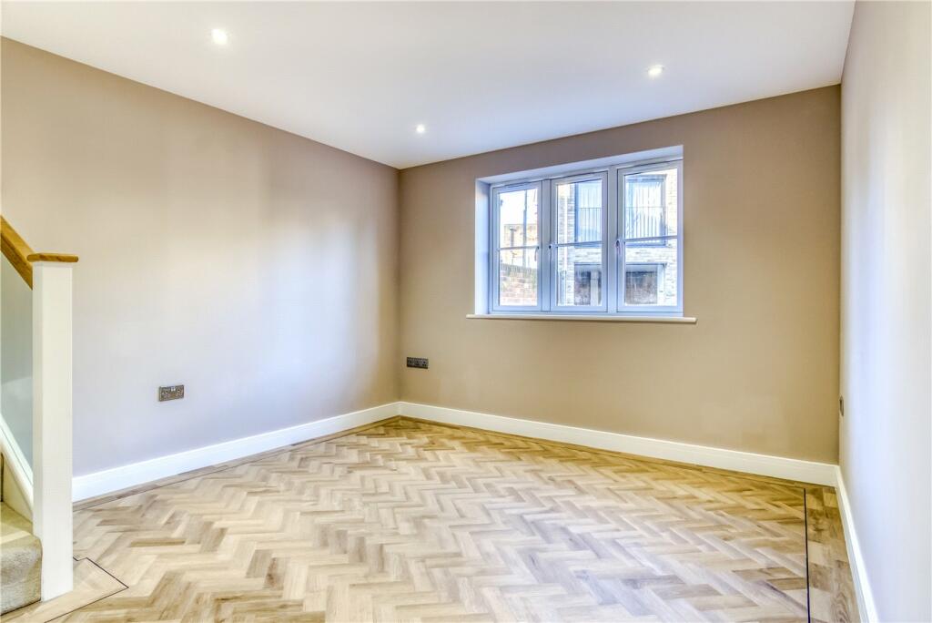 Additional image 14 of Chalice Close, Poole, Dorset, BH14