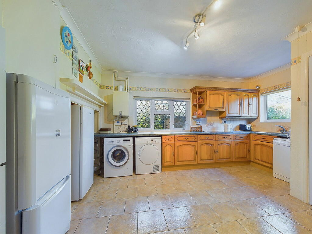 Additional image 14 of Lime Tree Avenue, Findon Valley, Worthing BN14 0DP