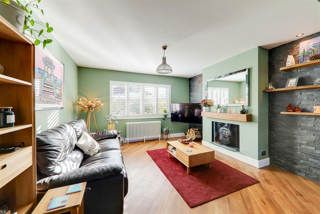 Additional image 38 of Charmandean Road, Broadwater