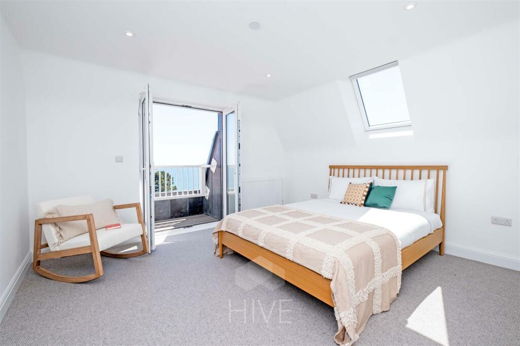 Additional image 18 of West Cliff Gardens, West Cliff, Bournemouth