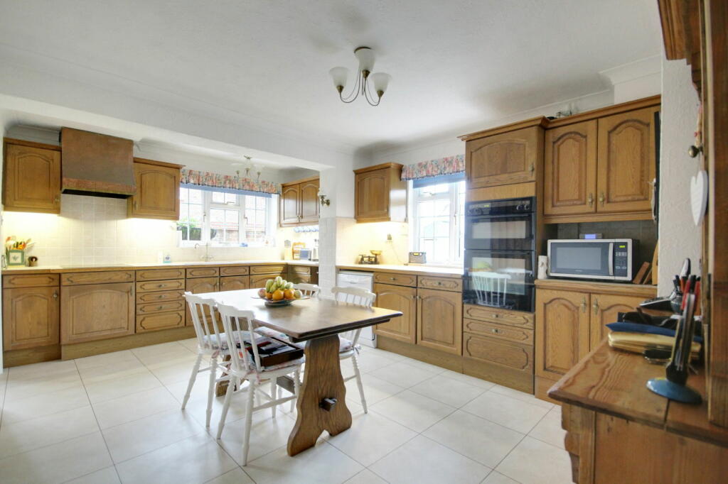 Additional image 31 of Foxley Lane, High Salvington, Worthing BN13 3AB