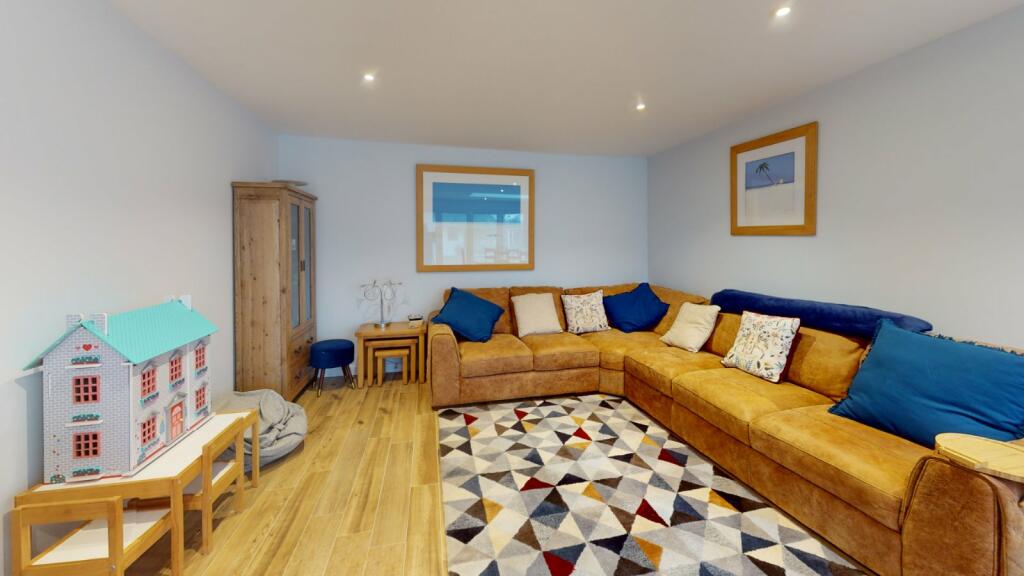 Additional image 20 of Brook Avenue North, New Milton, Hampshire, BH25