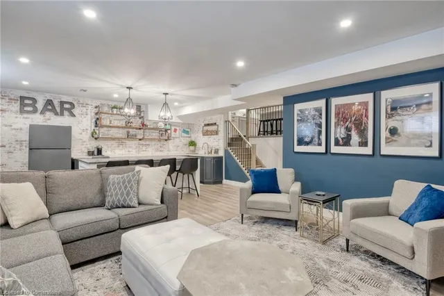 Additional image 31 of 5 Ventura Dr