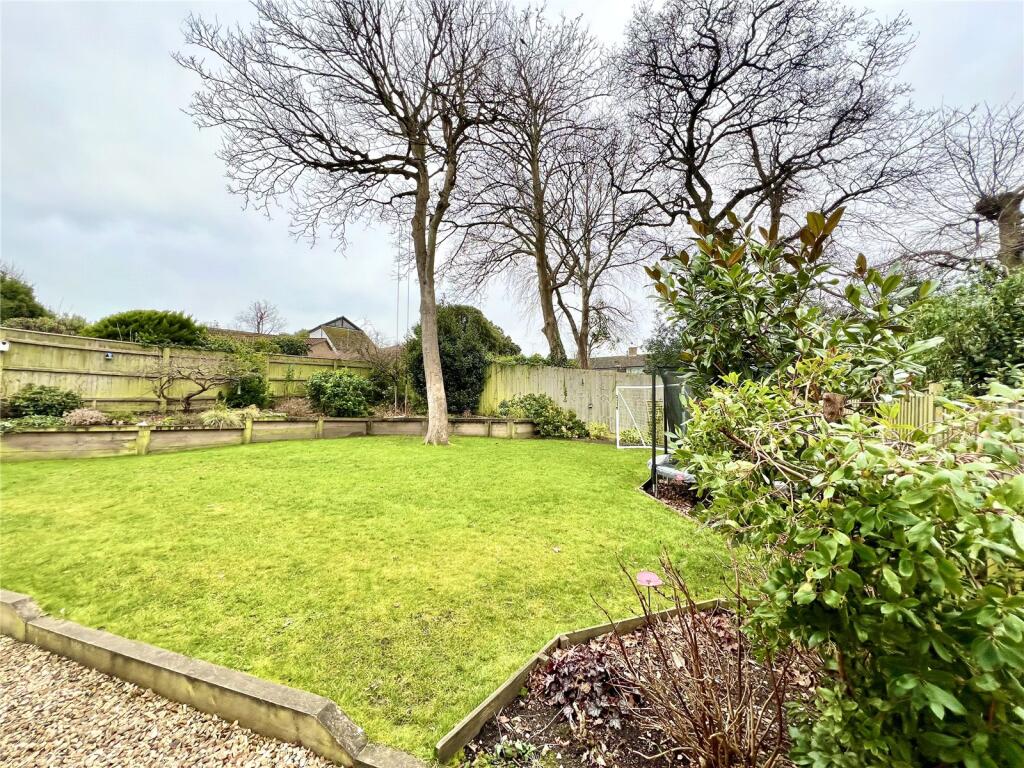 Additional image 20 of Curzon Way, Highcliffe On Sea, Christchurch, Dorset, BH23