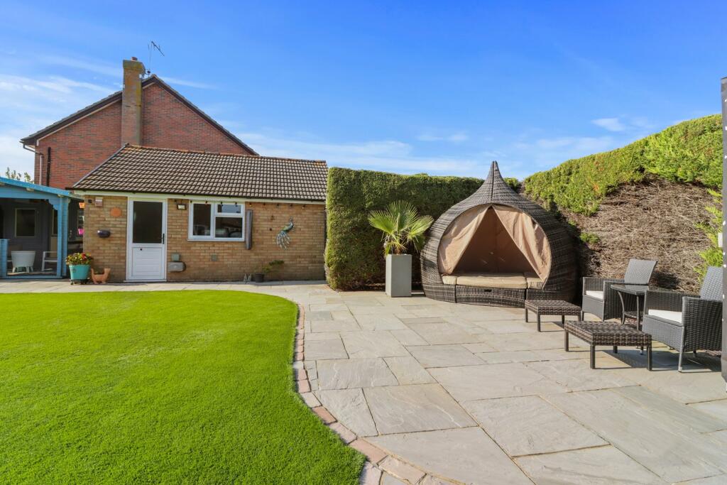 Additional image 30 of Hazelwood Avenue, Eastbourne, BN22