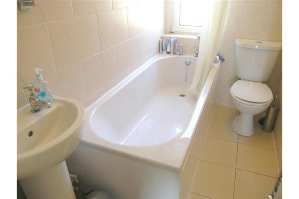 Additional image 7 of Sandygate Terrace, Bradford, BD4