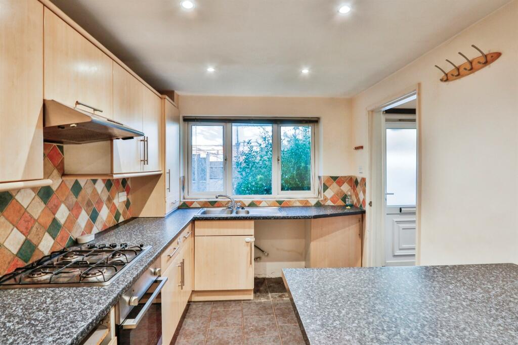 Additional image 16 of Holdenhurst Road, Bournemouth