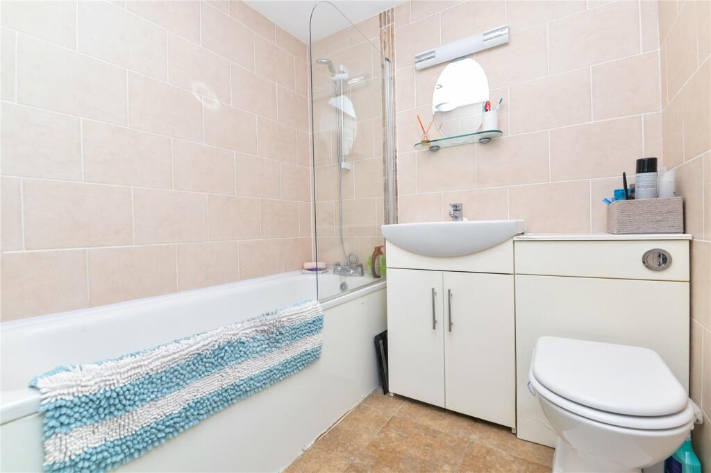 Additional image 10 of Ferndale Road, New Milton, Hampshire, BH25