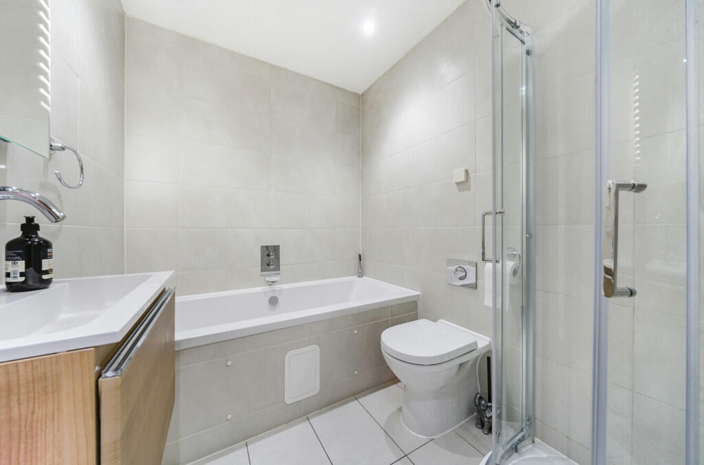 Additional image 9 of Boscombe Overcliff Drive, Bournemouth, Dorset