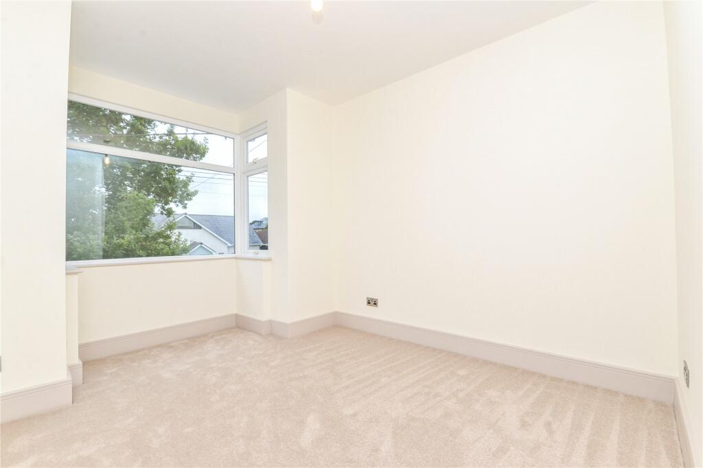 Additional image 10 of York Avenue, New Milton, Hampshire, BH25