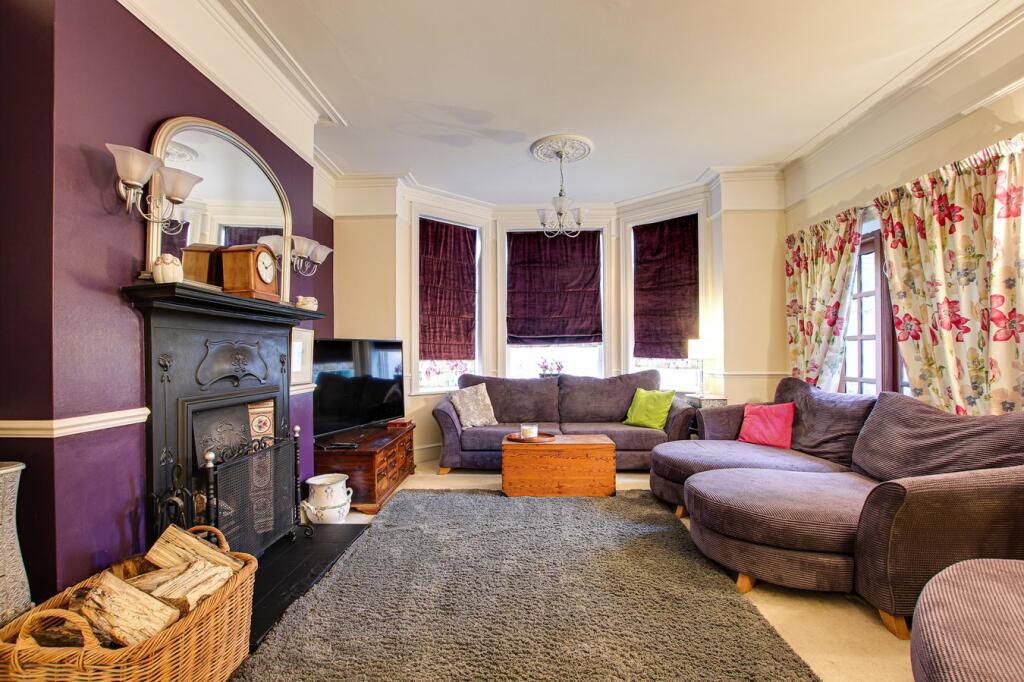 Additional image 7 of Barton Court Avenue, Barton on Sea, New Milton, BH25