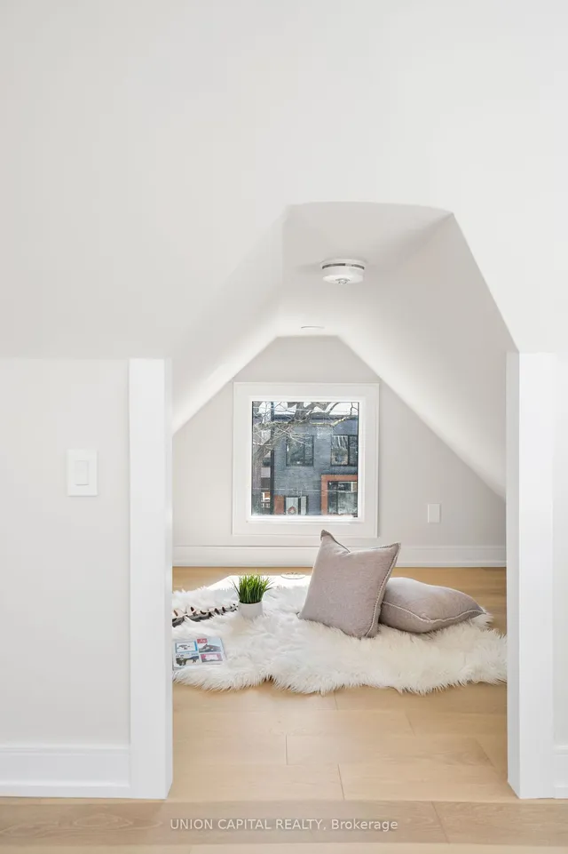 Additional image 11 of 28 Pine Ave