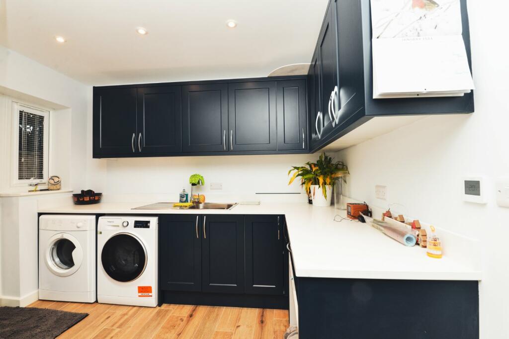 Additional image 15 of Brook Avenue North, New Milton, Hampshire, BH25