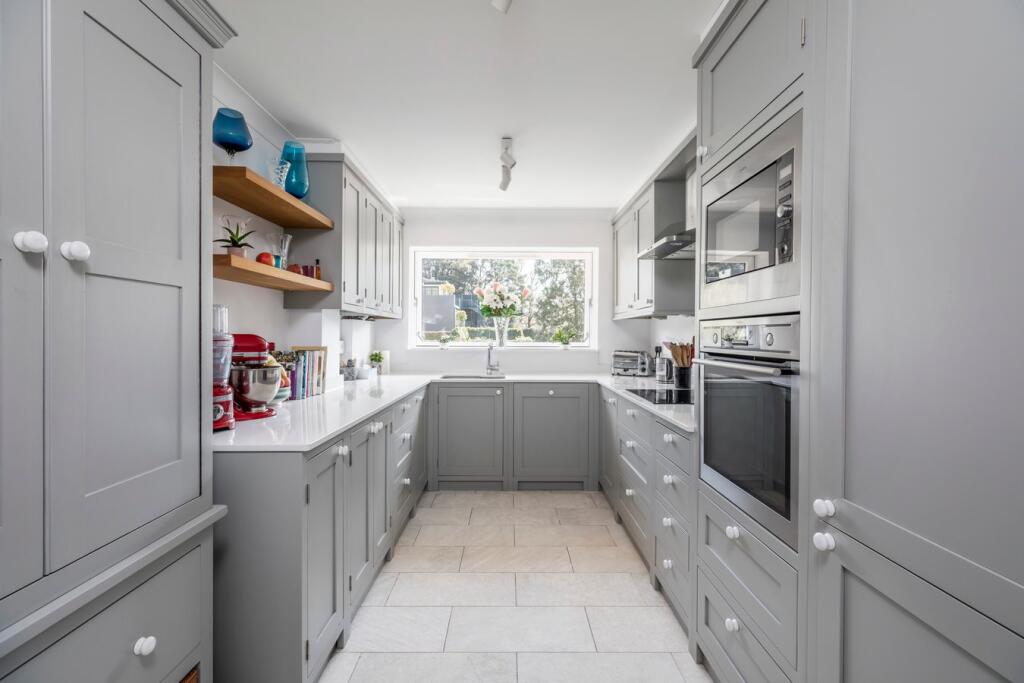 Additional image 11 of Honeywood House, 28-30 Alington Road, Evening Hill, BH14