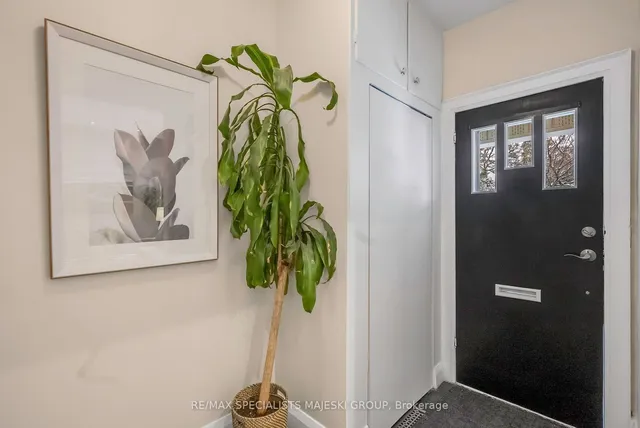 Additional image 3 of 34 Cavell Ave