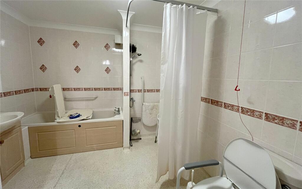 Additional image 8 of Wortley Road, Highcliffe, Christchurch, Dorset, BH23