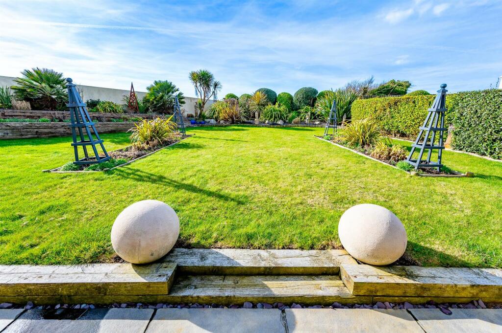 Additional image 17 of Corsica Close, Seaford