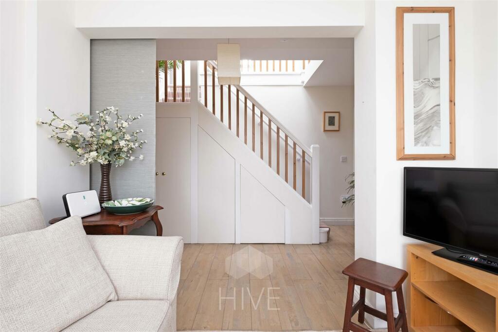 Additional image 11 of De Moulham Road, Swanage