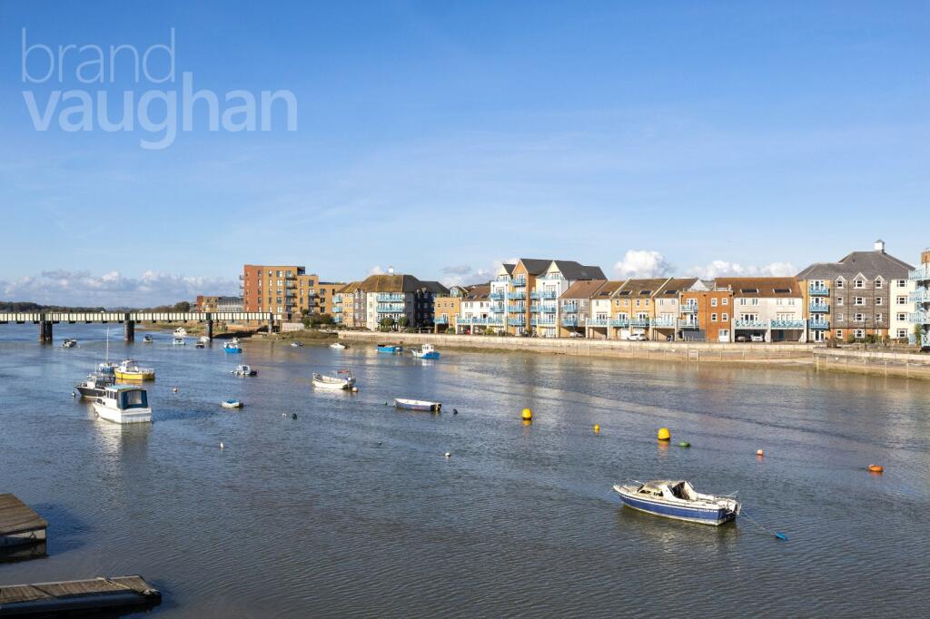 Additional image 8 of Broad Reach, Shoreham-by-Sea, West Sussex, BN43