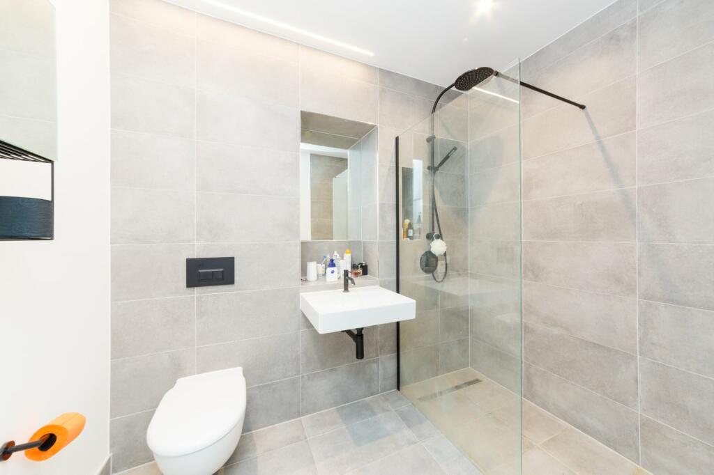 Additional image 5 of Gloucester Place, Brighton, BN1