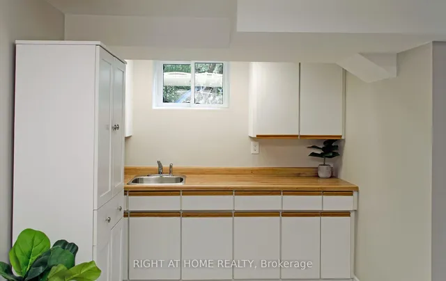 Additional image 26 of 164 McMurchy Ave