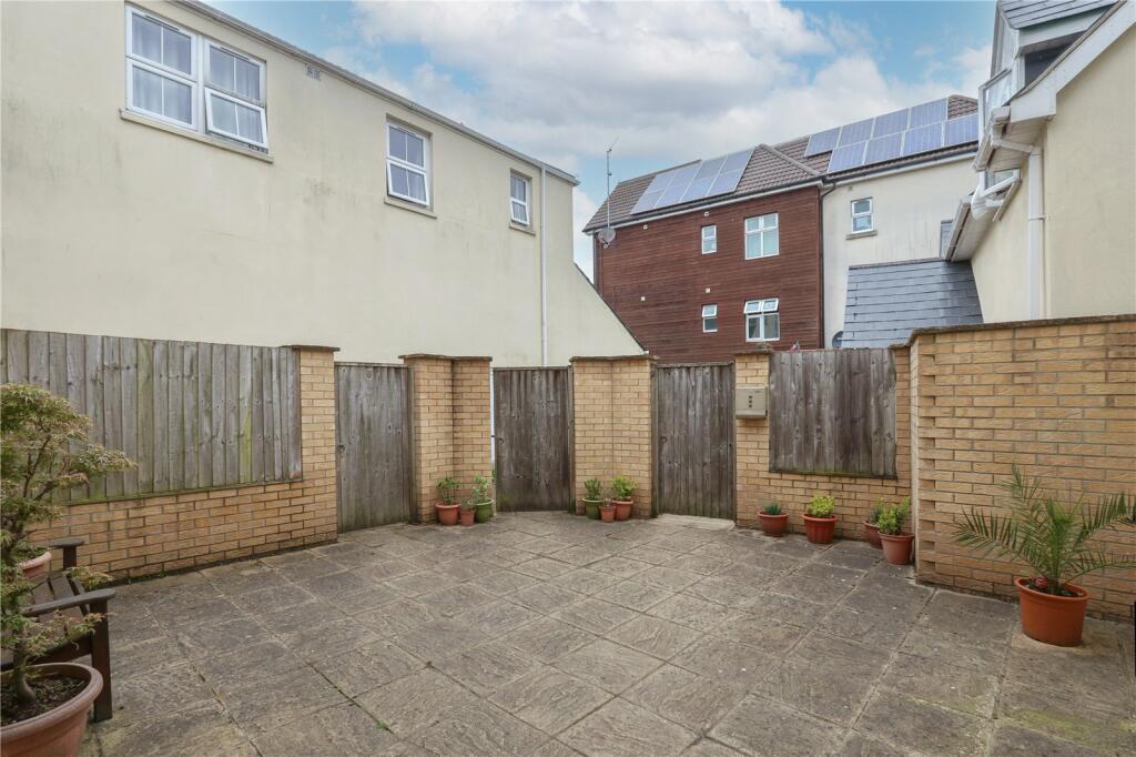 Christchurch Road, Boscombe, Bournemouth, BH1