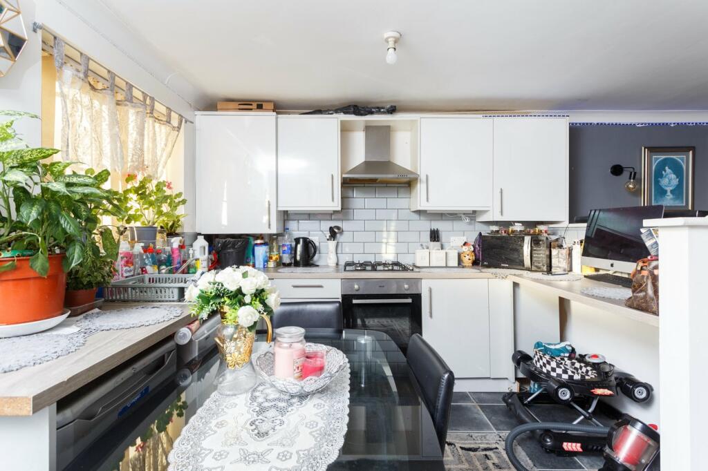 Additional image 5 of Holme Bank Close, Bradford, BD4