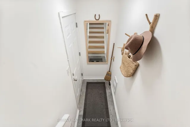 Additional image 2 of 8 Florence Wyle Lane Unit 3