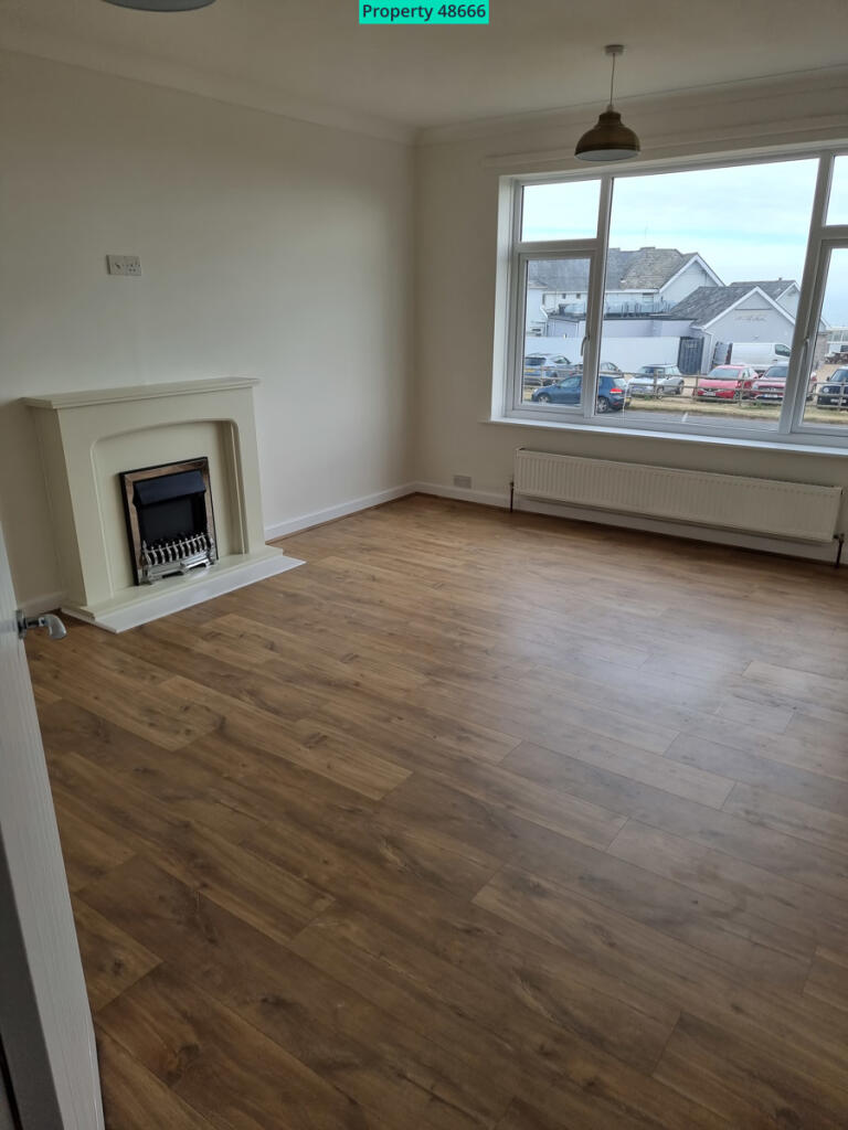 Additional image 5 of Flat 10, Harbour Court, Sea Road, Barton on Sea, New Milton, BH25