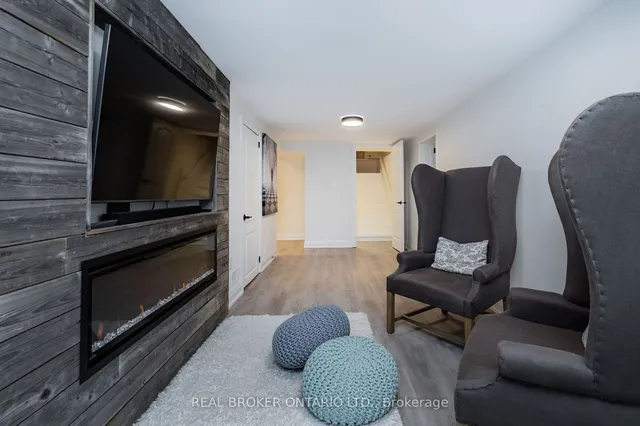 Additional image 28 of 905 & 907 Glencairn Ave