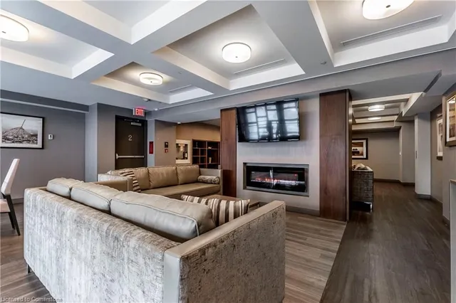 Additional image 20 of 150 Main Street West St Unit 715