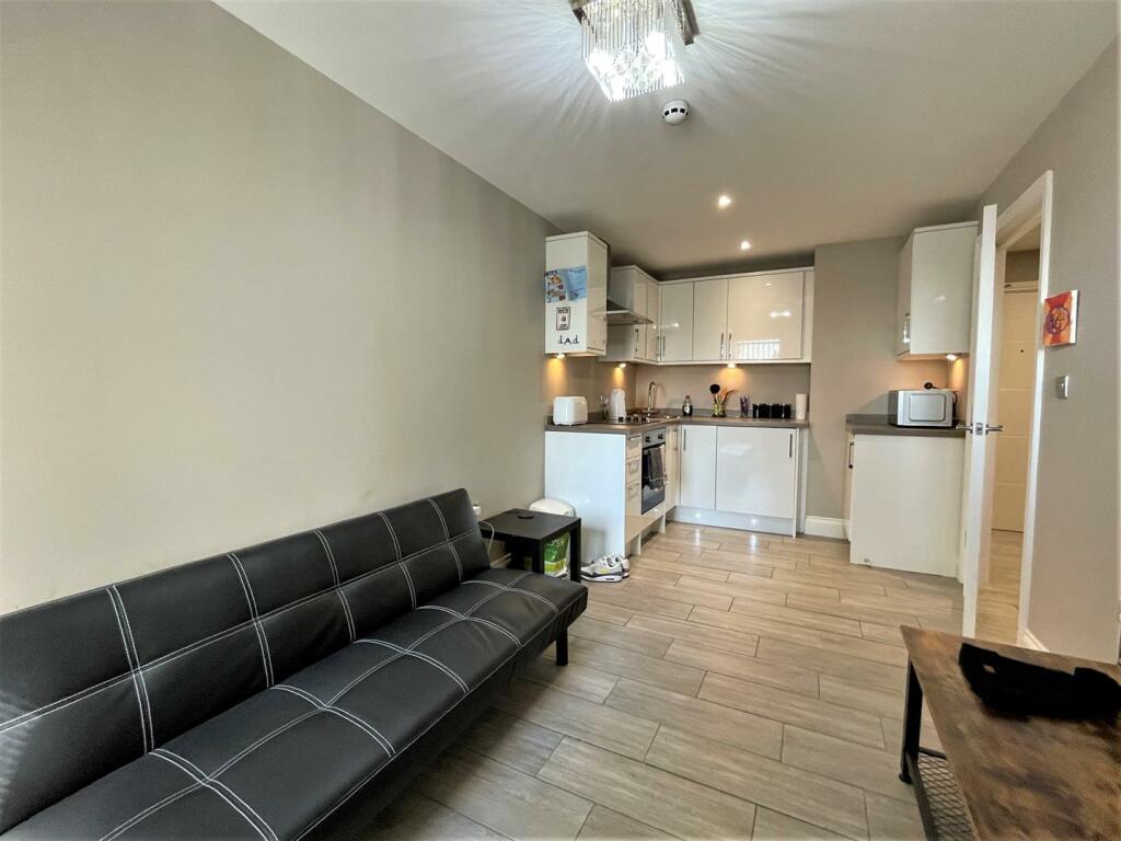 Additional image 5 of Green Diamond, Bartholomew Square, Brighton