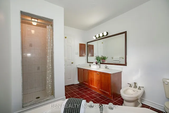 Additional image 28 of 192 Drinkwater Rd